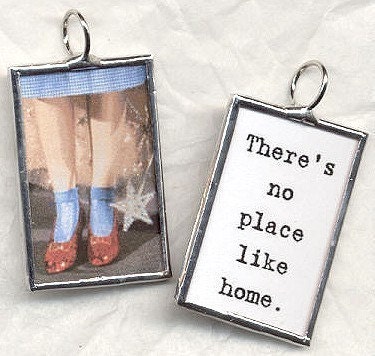 OZ No Place Like HOME Art Glass Pendant