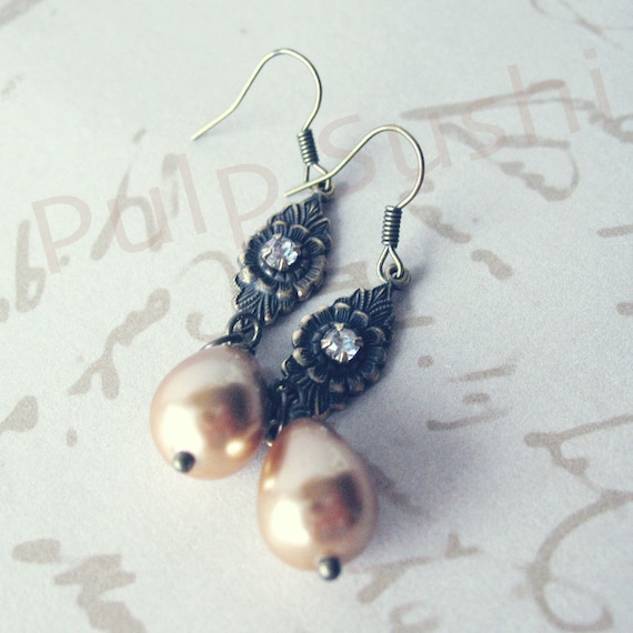 Pearl Drop Dangle Earrings - Vanilla Latte - Wedding Bridesmaid Gift - Swarovski Crystal