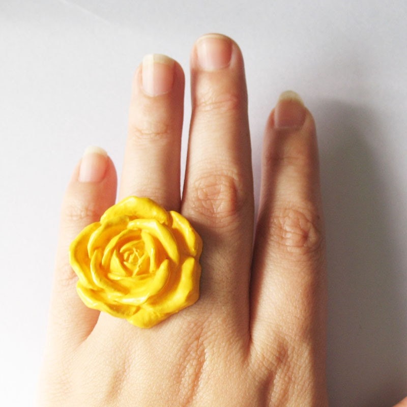Big Yellow Rose (Ring)