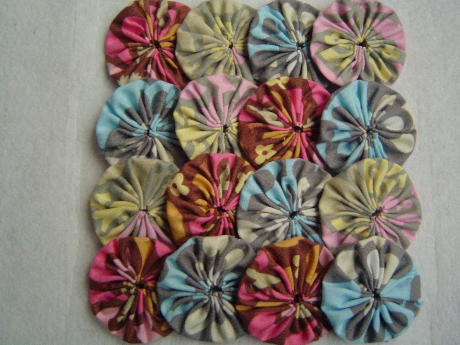 kawaii-25-pcs-yo-yo-quilt-amy-butler-by-lovelycandy-on-etsy