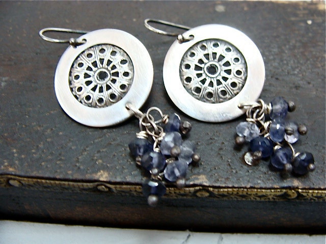lace cluster earrings