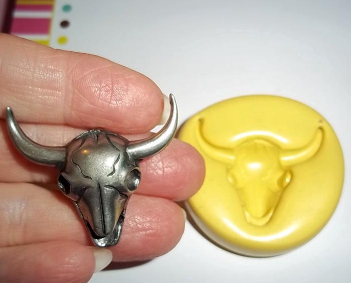 Cow Skull Flexible Mold Mould For Resin Paper Clay Sculpey Fimo Polymer Premo Wax Chocolate M400