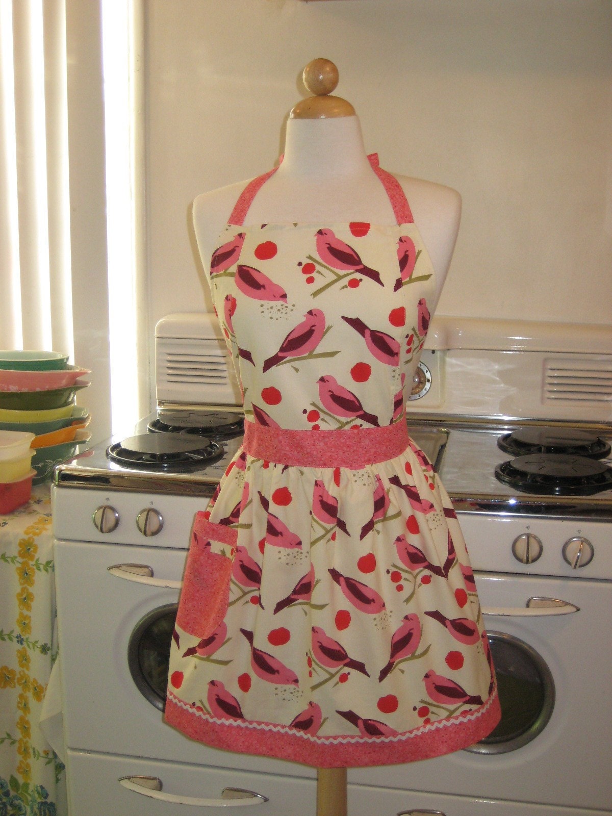 The CHLOE Vintage Inspired Birdseed Full Apron