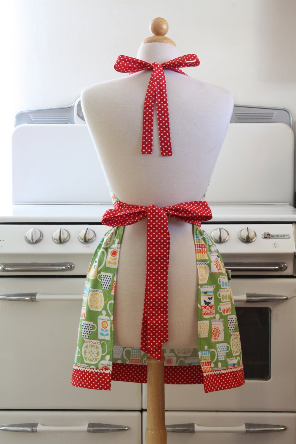 Apron Retro Style Teapots and Teacups on Green CHLOE Full Apron
