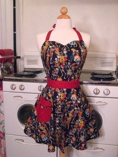 The BELLA Vintage Inspired Black Day of the Dead Full Apron