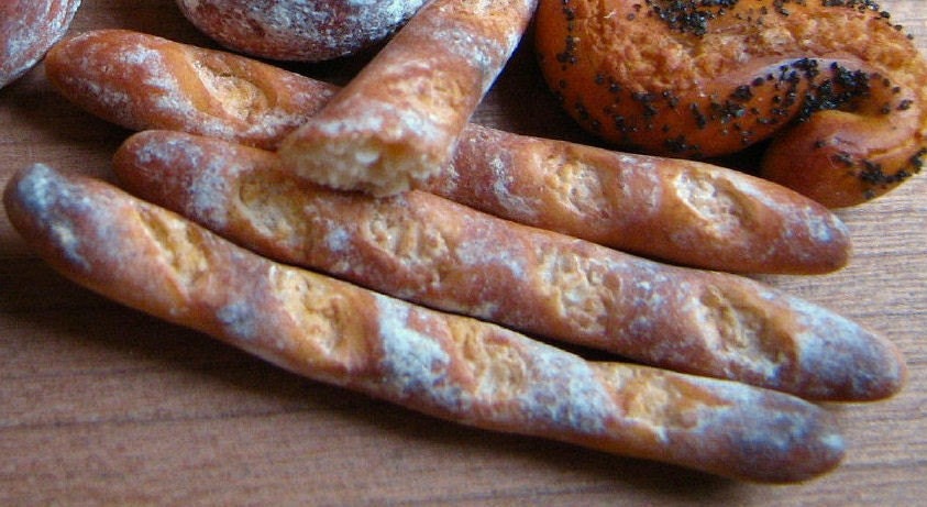 Learn to Make Miniature Dollhouse Food Baguettes Croissants Tutorial PDF Lesson