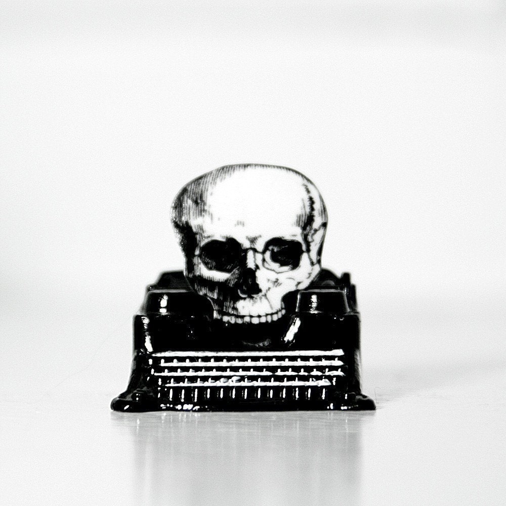 Poor Yorick Tie Tac