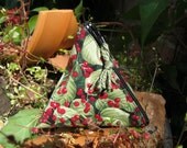 Secret Garden Berrries Pouch