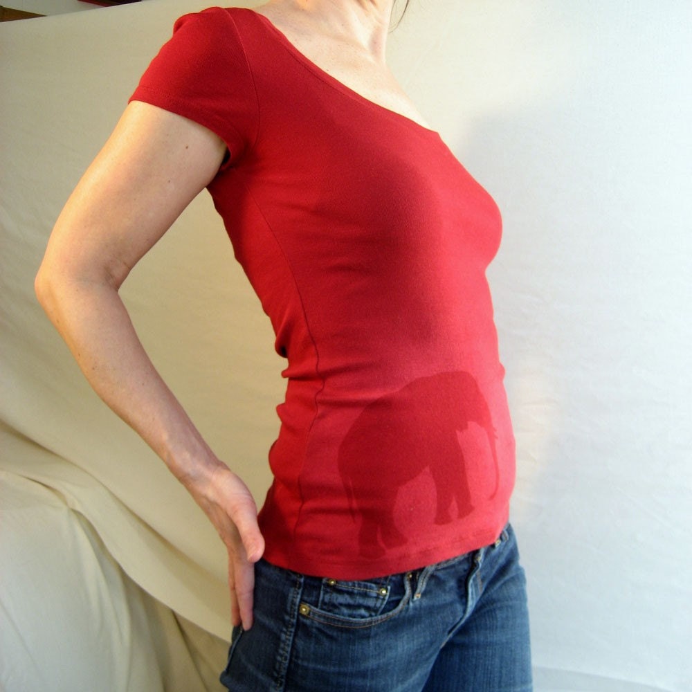 Red Elephant Tshirt