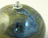 Oil Lamp  Handmade Ceramic in Waterlily - lurearts