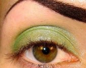 Turbulence Eyeshadow Mineral makeup (Medium bright green with blue & gold shimmer) Eye shadow Eyeliner (5g)
