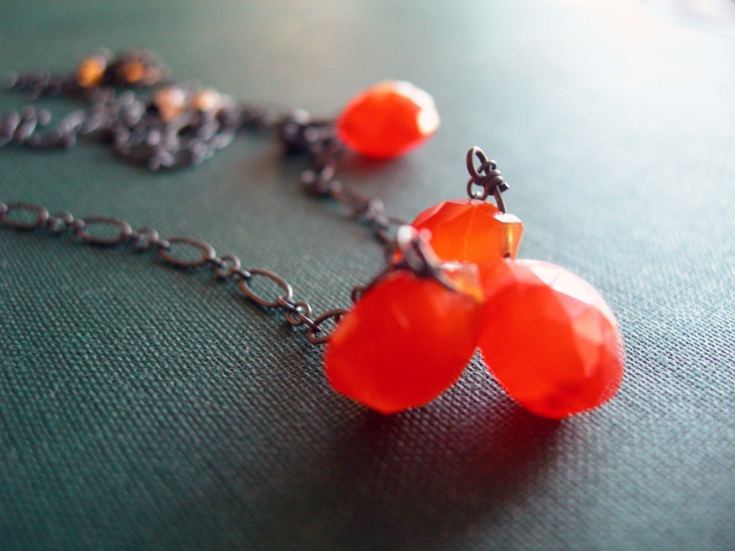Free Shipping - Chic- carnelian and silver necklace
