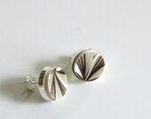 Simple Circle Sterling Silver Recycled Plate Stud Earring - Brown Grey Leaf