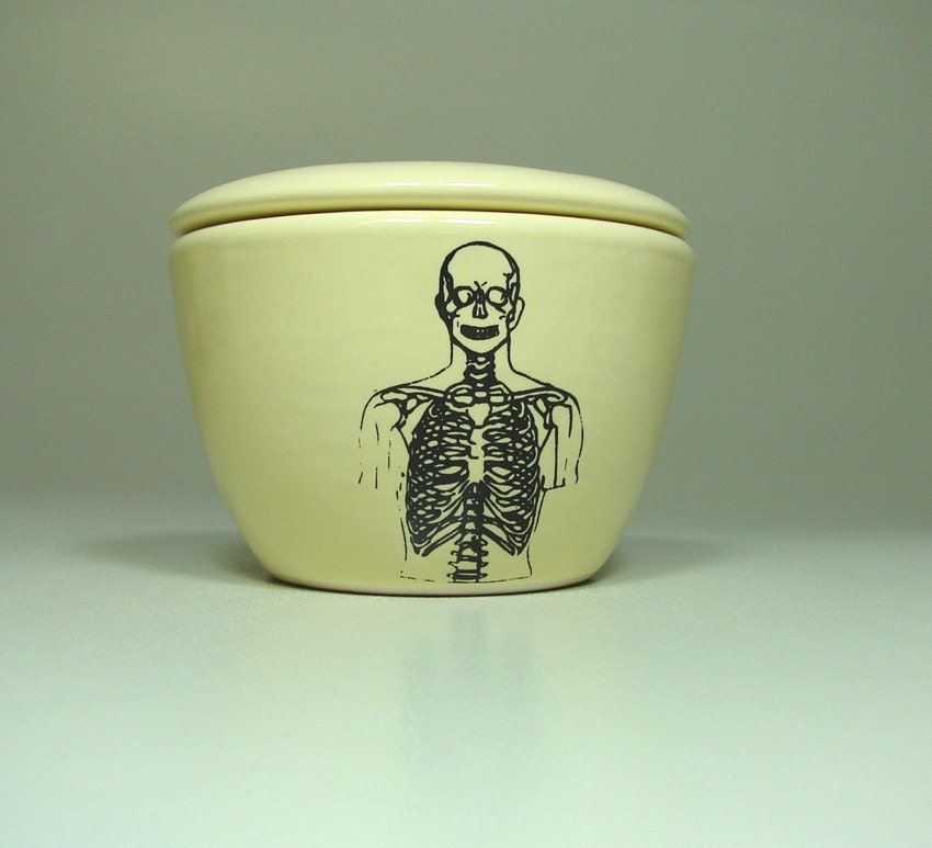 lidded bowl inner workings II (buttercream) - Made to Order/ Pick Your Colour