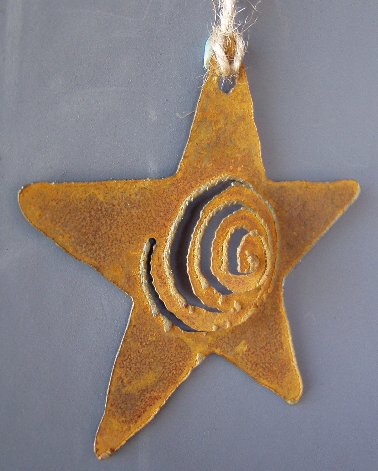 Christmas Ornament Star with Spiral Metal Rusted