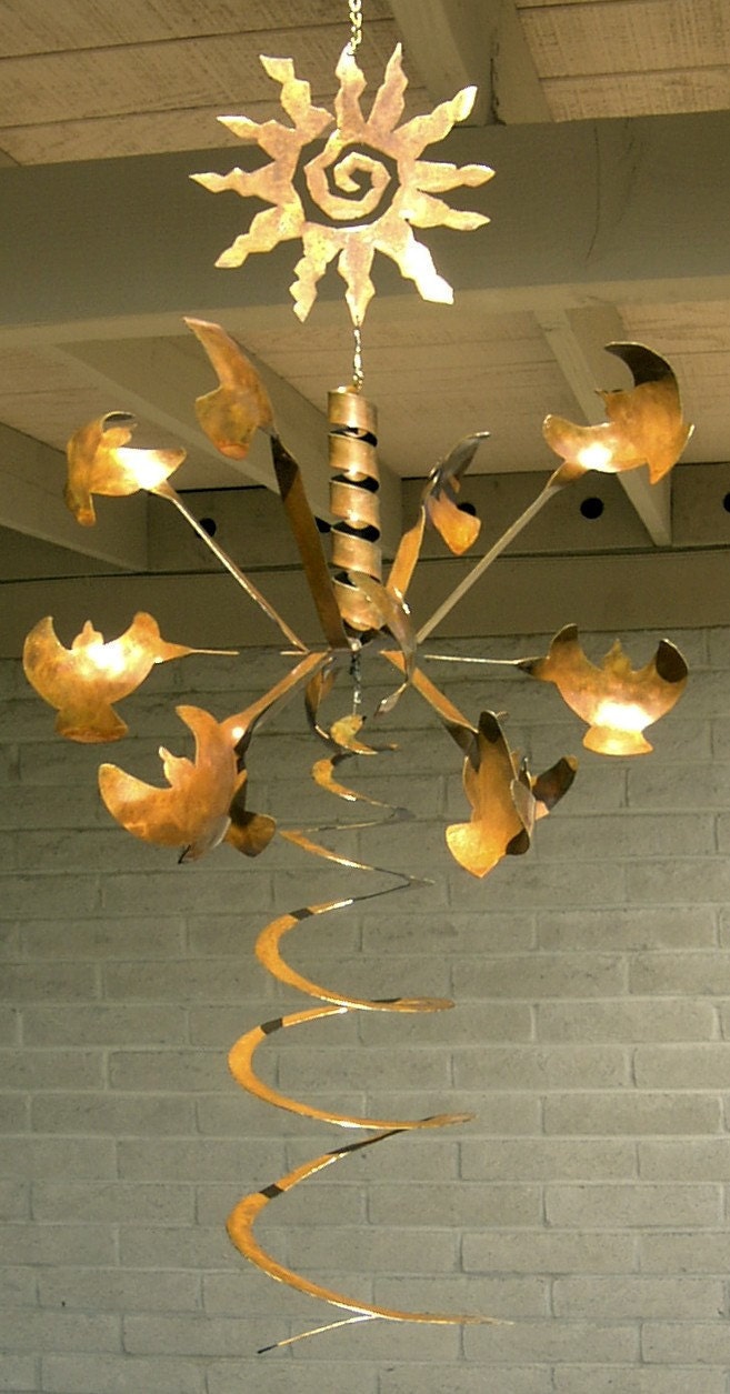 Wind Sculpture Kinetic Hanging Rusted Metal, Icarus Birds Sun Burst Arms with Spiral