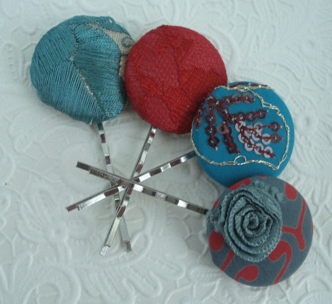Fabric covered button hairpins - set of 4  - 1 1/8 inch - macaw - teal/red mix