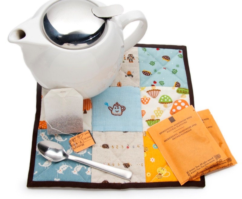 Patchwork Kitchen Place Mat, Pot Holder or Trivet, Hot Pad, Zakka Tea Pot, Quilted, Japanese Fabrics in Blue Orange Brown