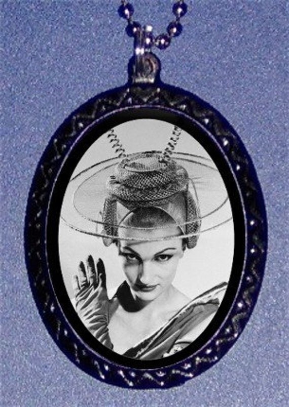 Martian Pin Up Gal B Movie Goddess Pinup Rockabilly Kitsch Retro Necklace Pendant