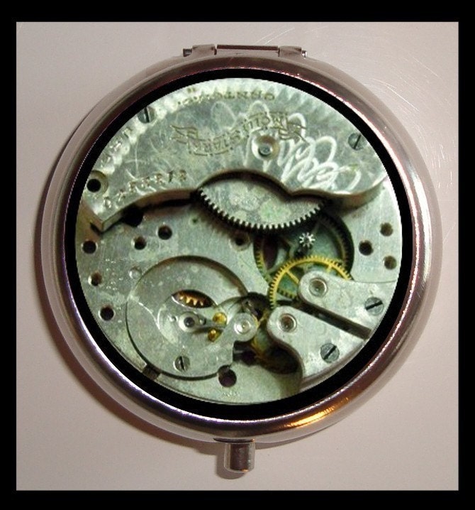 Steampunk Neo Victorian Goth Watch Gear Pillbox Pill Box Case Holder New