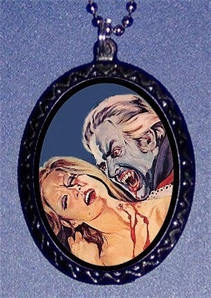 Vampire and Prey Bloodsucker vintage design DIY handmade pendant necklace rockabilly horror cool SHS