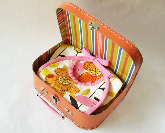 Baby gift set - retro flowers pink orange yellow