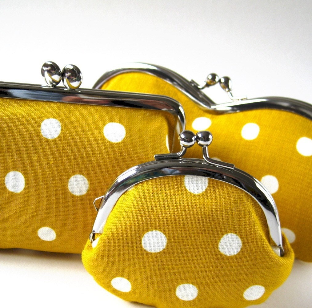 medium frame pouch - polka dots on mustard