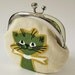 Coin purse - green kitty on ecru