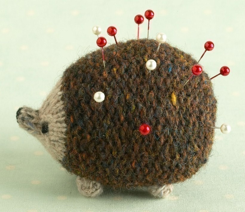 Knitting pattern for a little oddment hedgehog