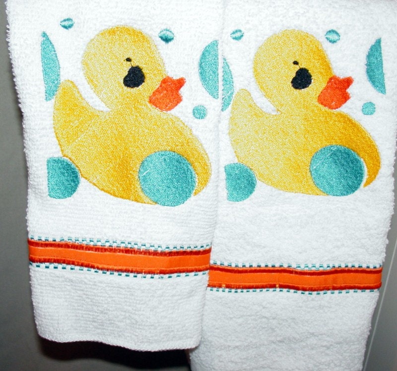 CLEARANCE SALE Duck Embroidered Bath Towel Set by cajunbaglady