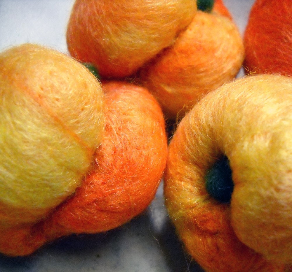 Beautiful Peaches -  needle felted fruit - set of 3
