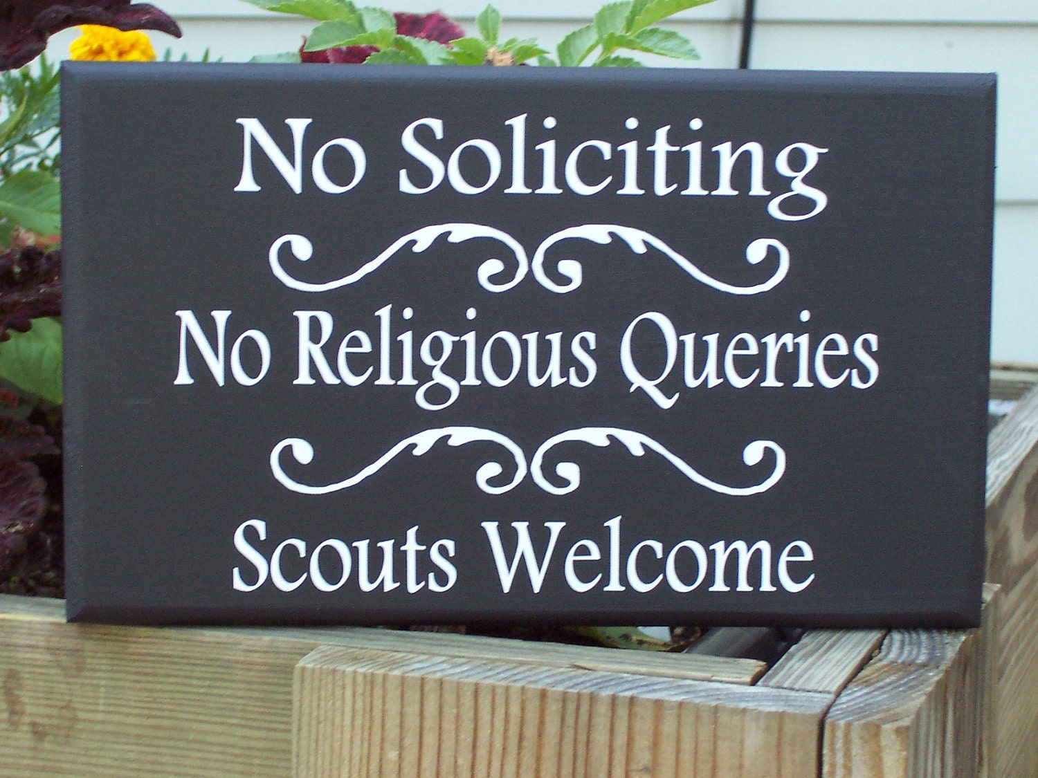 Primitive Shabby Heritage Wood Vinyl Sign - No Soliciting - No Religious Queries - Scouts Welcome