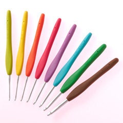 Crochet Hooks: New Clover Amure Soft Touch Hooks Set