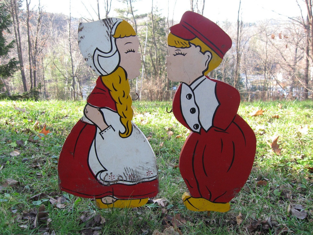 Vintage Dutch Boy and Girl Lawn Ornaments by GreenMountainRelics