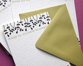 Set of 10 personalized flat notes- Black Leaf Motif With Chartreuse Envelopes and Text
