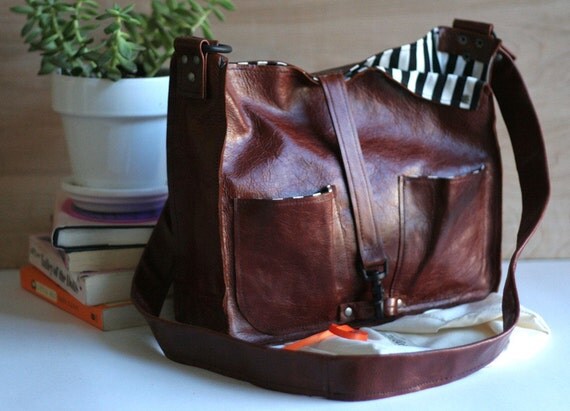 TomTom Tote in Leather and black/white stripes - Made To Order