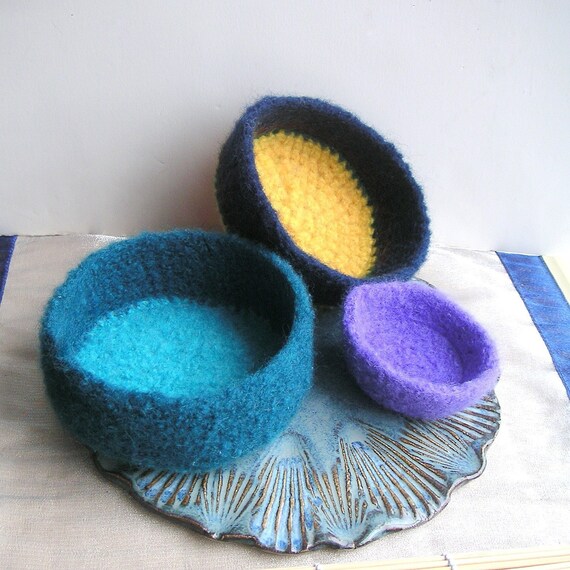 Colorful Nesting Bowls Crochet Felted by GraceKnittingPattern