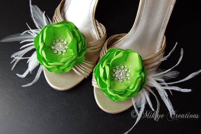 SALE - Wedding Shoe Clips - Sash Accents - Brooch - Hair Flowers 2 Piece Set - Apple Green Flutters