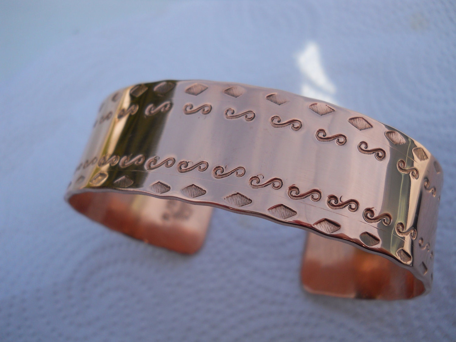 Choctaw Chickasaw Copper cuff bracelet Native American Indian made diamonds coiled serpent design