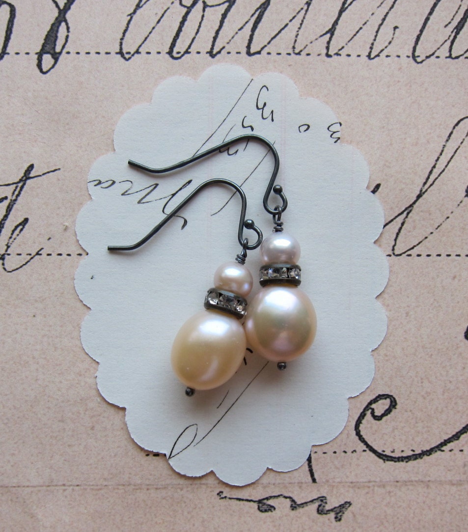 johanna earrings - peach pink pearls sterling silver