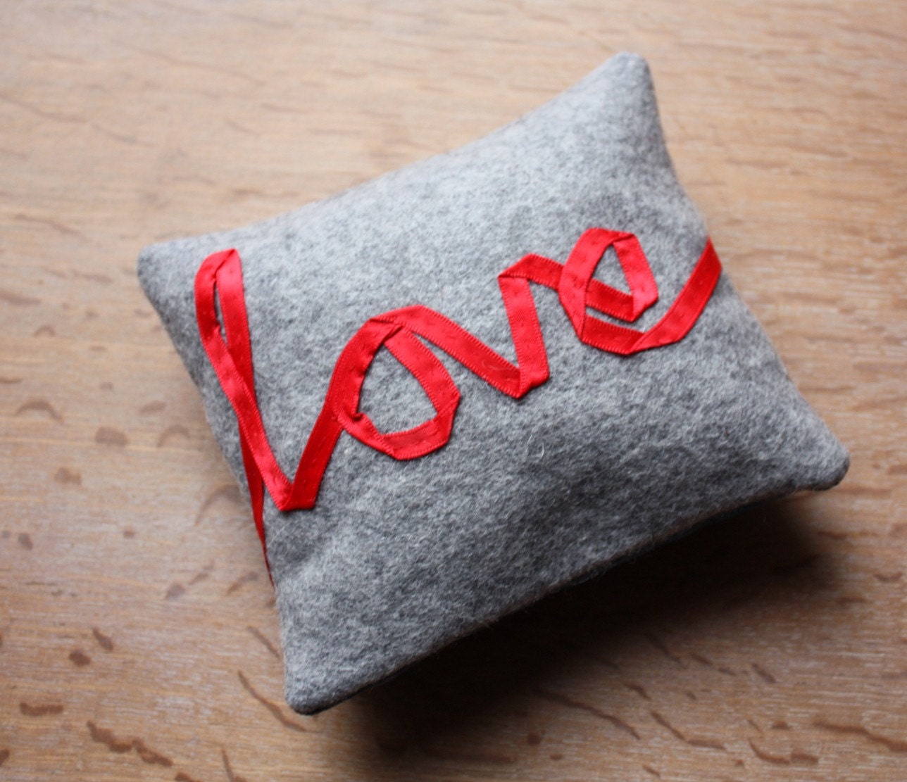 Love word pillow little cushion embroidered red ribbon lettering typography grey wool memake handmade home decor