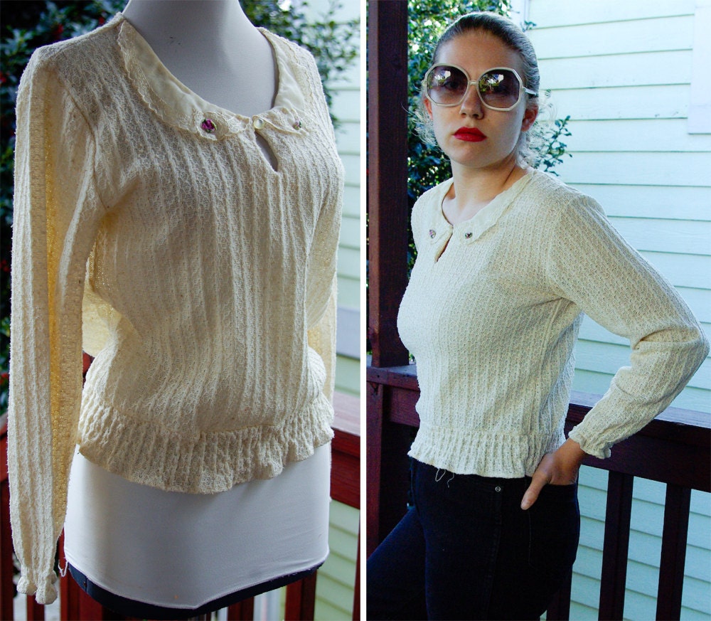 Tea Time 1970's 80's Vintage Cream White Sweater with Embroidered Collar by Sears JR Bazaar