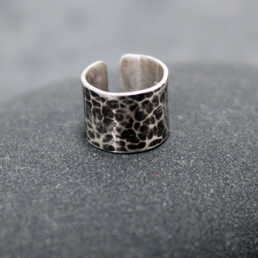 LEOPARD, 5mm Hammered, Cartilage, Ear Cuff, Band, Wrap
