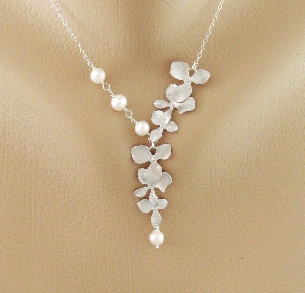 Wire wrapped Pearl Orchid Necklace, Dainty Bridesmaids Jewelry, STERLING Silver, Bridal Jewelry, Maid of Honor Necklace