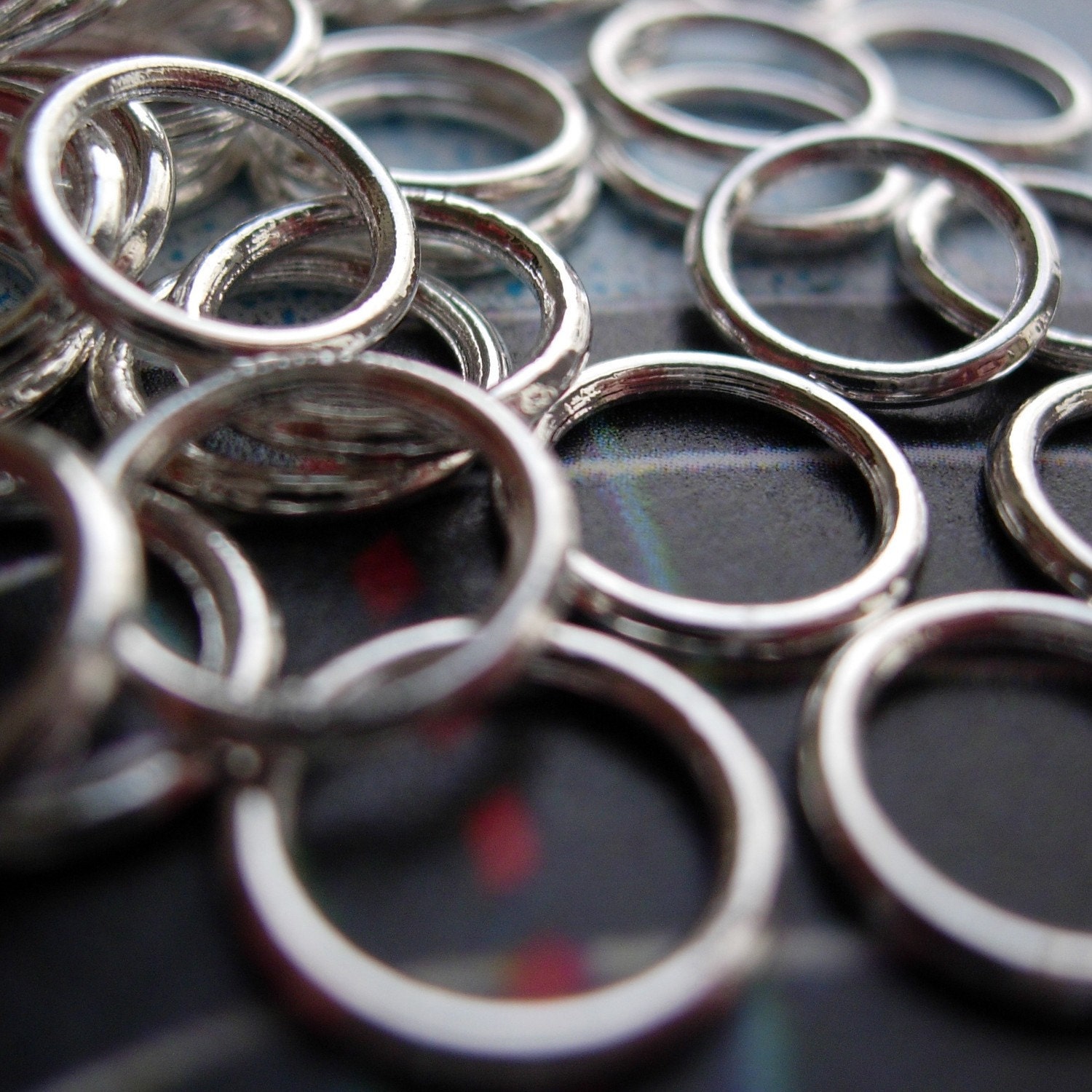 100 10mm Closed Jump Rings