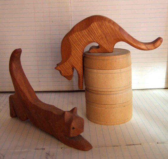 SET of 2 VINTAGE wooden cats shelf sitters HOMEMADE by jennyelkins