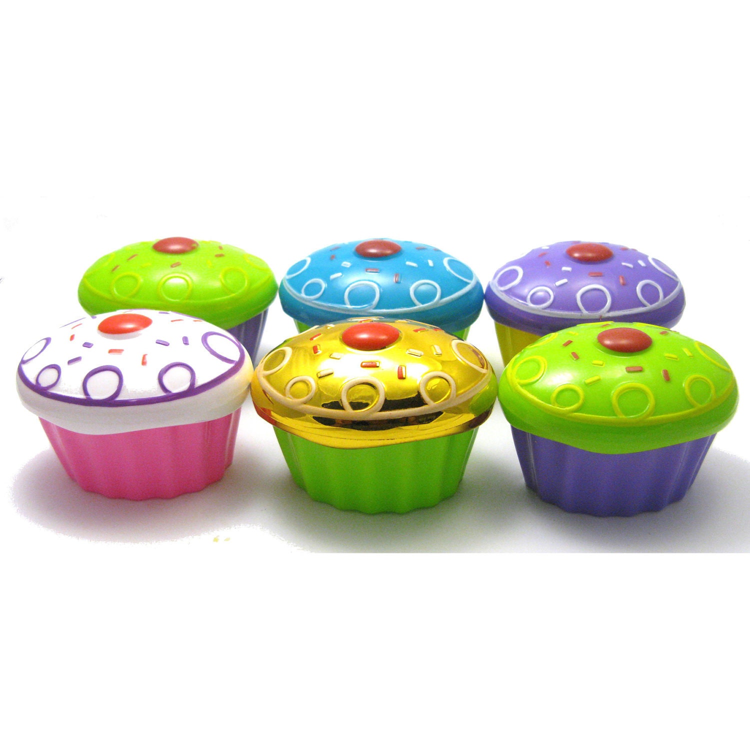 6 Cupcake Boxes for treats or trinkets, plastic