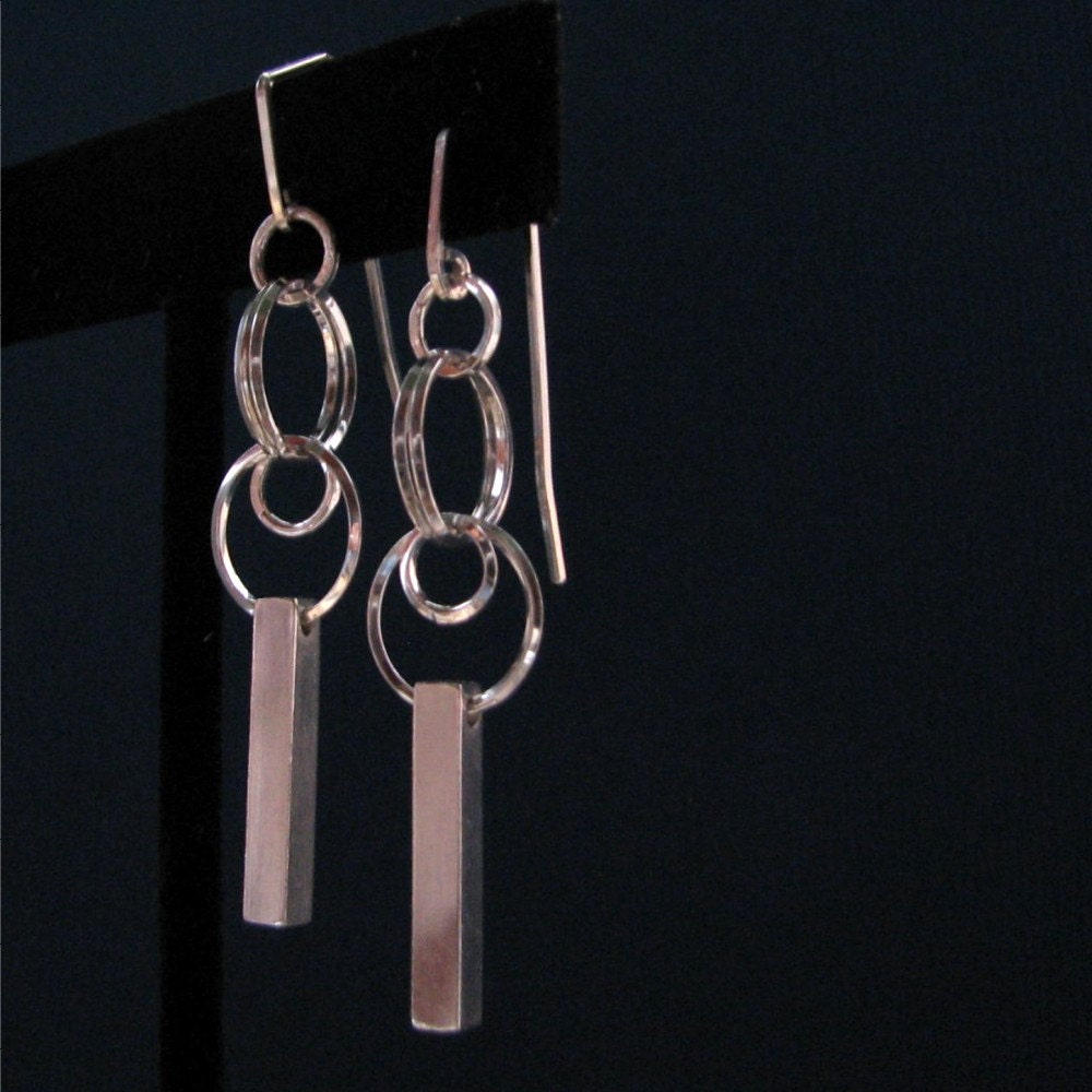 Desian Earrings