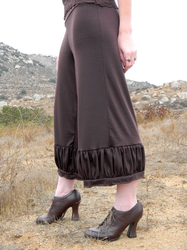 Nut Brown Bloomers