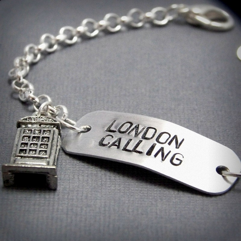 British Phone Booth Bracelet - London Calling - Word Bracelet